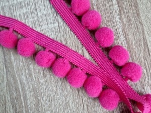 Dekoratyvinė POM POM juosta (didesnė) Nr. 314